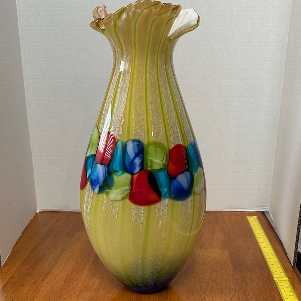 Dale Tiffany Glass Vase with Abstract 3 step Design, Handblown. Blue, green. L